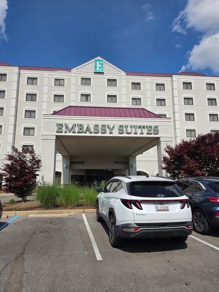 Embassy Suites By Hilton Louisville East — Property