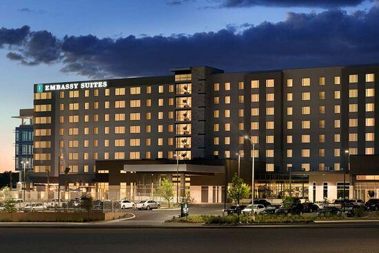 Embassy Suites by Hilton San Antonio Airport — Property
