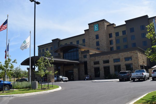 Embassy Suites By Hilton San Antonio Brooks Hotel Spa — Property