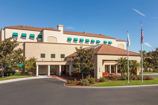 Embassy Suites By Hilton Temecula Valley Wine Country — Property