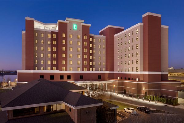 Embassy Suites by Hilton Wilmington Riverfront Wilmington North Carolina — Property