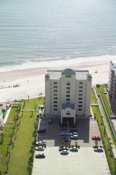 Emerald Shores Hotel — Property