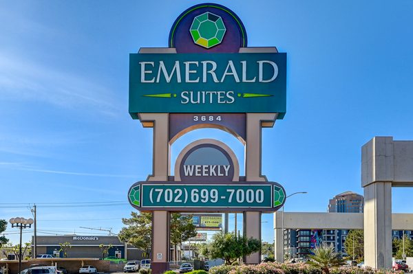 Emerald suites convention center Las Vegas Nevada — Property