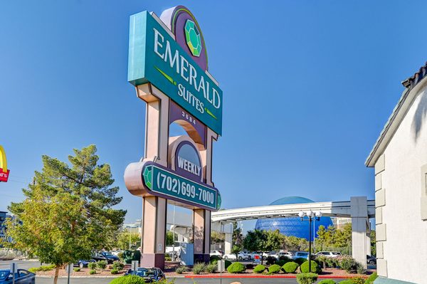 Emerald Suites Las Vegas Nevada — Property
