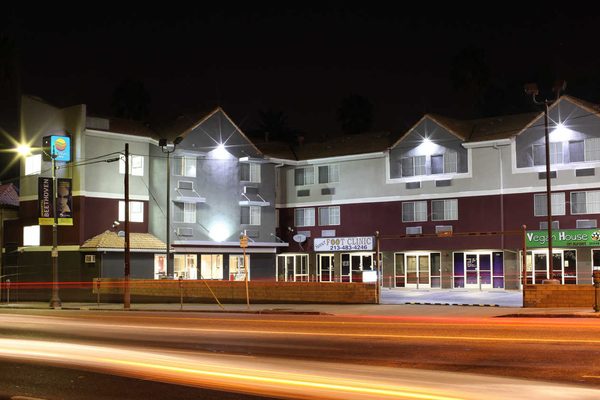 Empire Inn Los Angeles California — Property