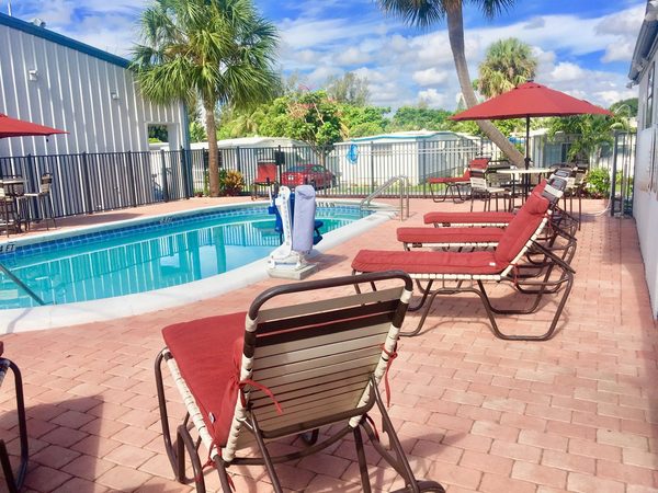 Encore Sunshine Holiday — Property