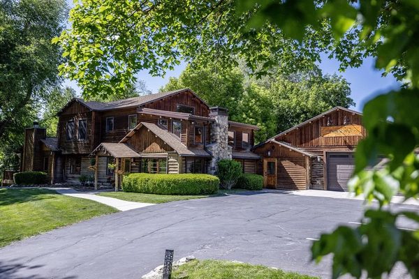 Engen Hus Bed and Breakfast — Property
