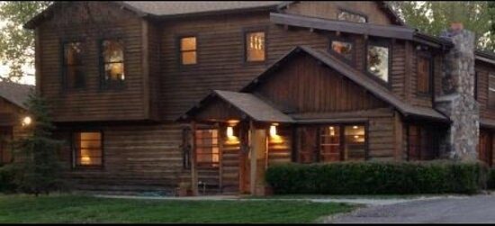 Engen Hus Bed and Breakfast — Property