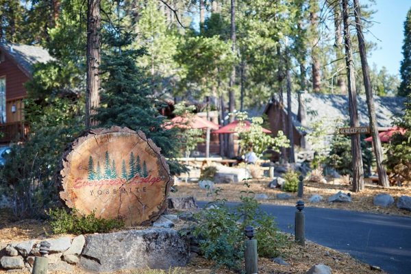Evergreen Lodge at Yosemite Groveland California — Property
