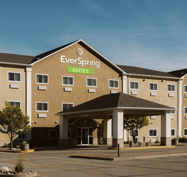 Everspring Inn — Property