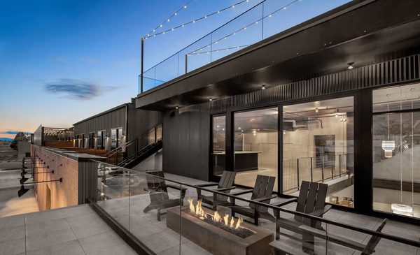 Evo Hotel — Property
