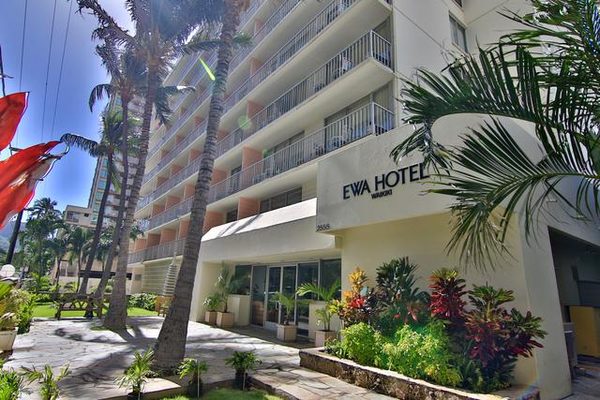 Ewa Hotel Waikiki — Property