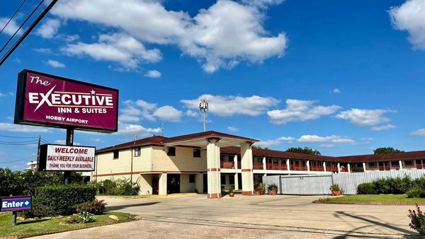 Executive Inn Suites — Property