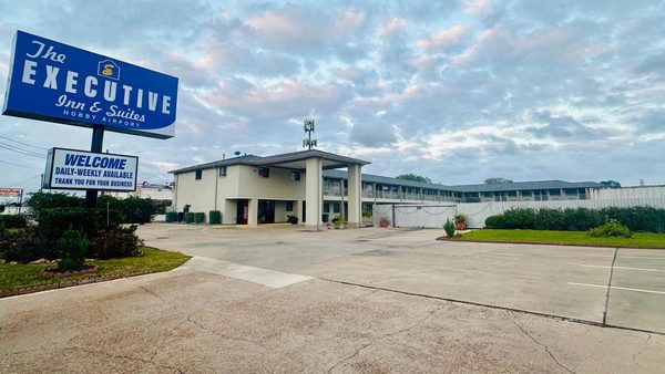 Executive Inn Suites — Property