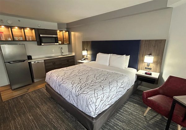 Executive Residency by Best Western Denver East — Property