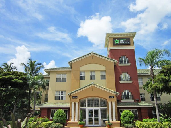 Extended Stay America Fort Lauderdale Cypress Creek NW 6th Way — Property