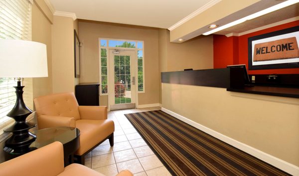 Extended Stay America Kansas City South — Property