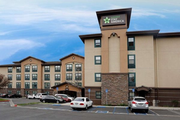 Extended Stay America Los Angeles Northridge Los Angeles California — Property
