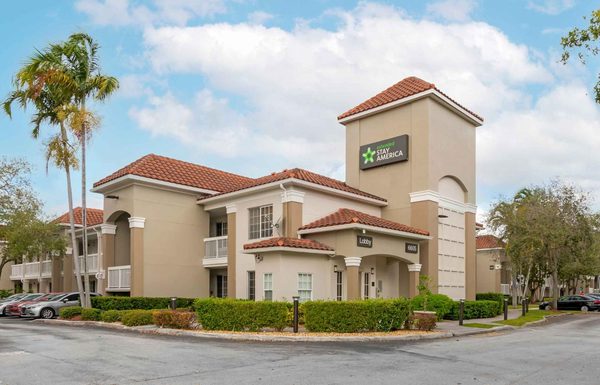 Extended Stay America Miami Airport Blue Lagoon Miami Florida — Property