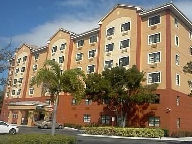 Extended Stay America Miami Downtown Brickell Cruise Port Miami Florida — Property