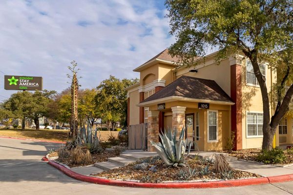 Extended Stay America San Antonio Airport — Property