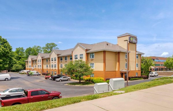 Extended Stay America Select Suites Charlotte University Place — Property