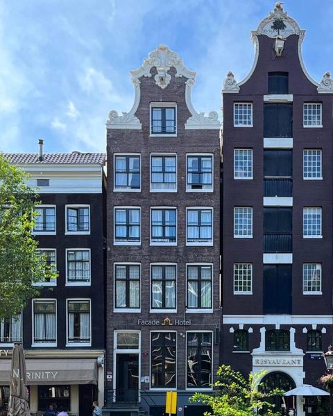 Facade Hotel Amsterdam — Property