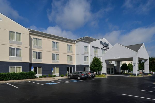 Fairfield by Marriott Inn Suites Charlotte Arrowood — Property