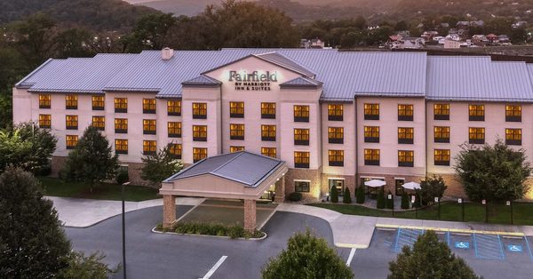 Fairfield by Marriott Inn Suites Cumberland — Property
