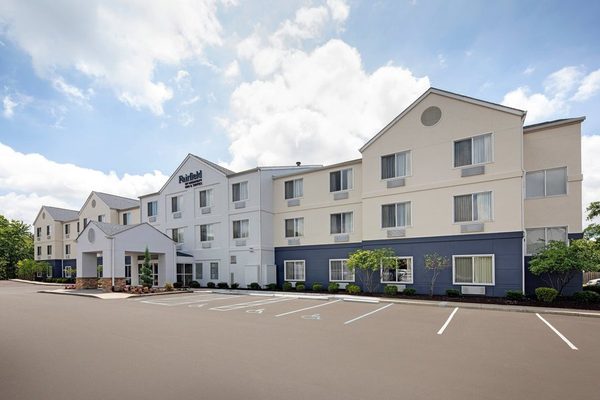 Fairfield by Marriott Inn Suites Indianapolis Airport — Property