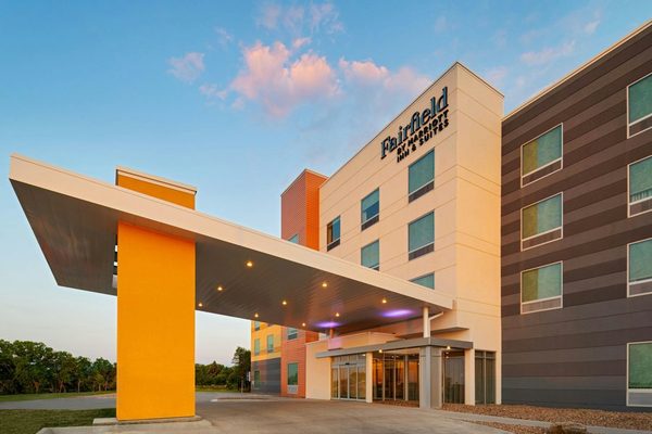 Fairfield by Marriott Inn Suites Lincoln Crete — Property