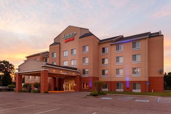 Fairfield by Marriott Inn Suites Seymour — Property