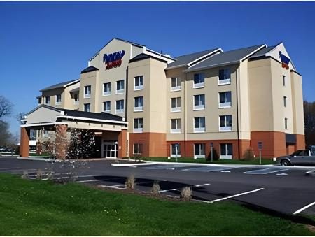 Fairfield by Marriott Inn Suites Seymour — Property