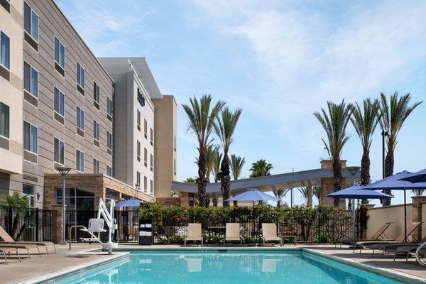 Fairfield by Marriott Inn Suites Tustin Orange County — Property