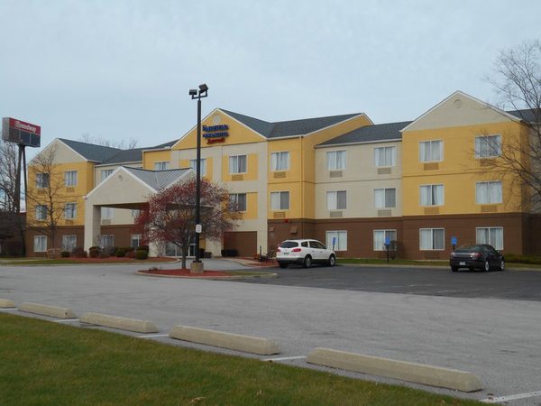 Fairfield by Marriott Inn Suites Valparaiso — Property