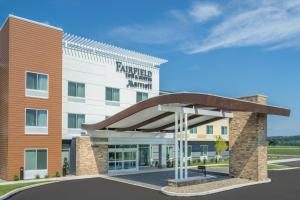 Fairfield Inn Suites Bloomsburg — Property