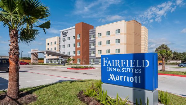 Fairfield Inn Suites By Marriott Houston Intercontinental Airport — Property