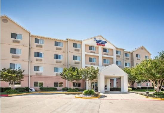 Fairfield Inn Suites Fort Worth University Drive — Property