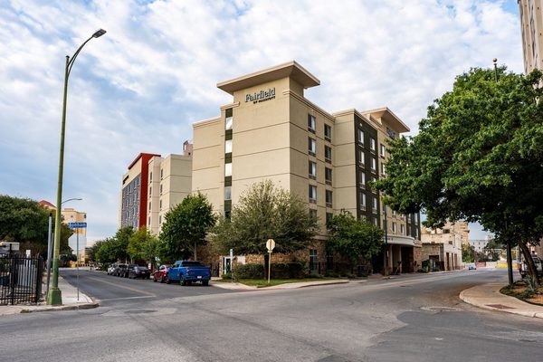 Fairfield Inn Suites San Antonio Alamo Plaza Convention Center — Property