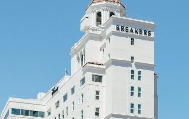 Fairmont Breakers Long Beach — Property