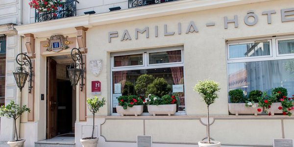 Familia Hotel — Property