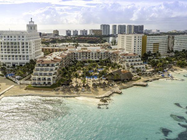 Fiesta Americana Cancun Villas — Property