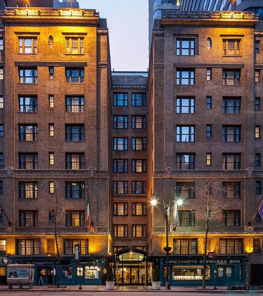 Fitzpatrick Grand Central New York City New York — Property