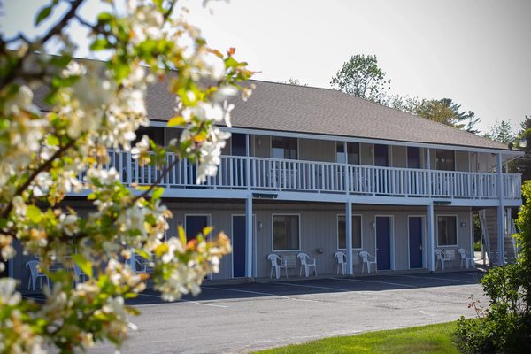 Flagship Inn Boothbay Harbor Maine — Property