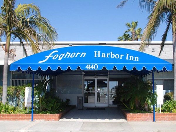 Foghorn Harbor Inn Los Angeles California — Property