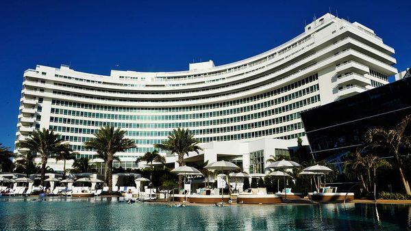 Fontainebleau Miami Beach Miami Beach Florida — Property