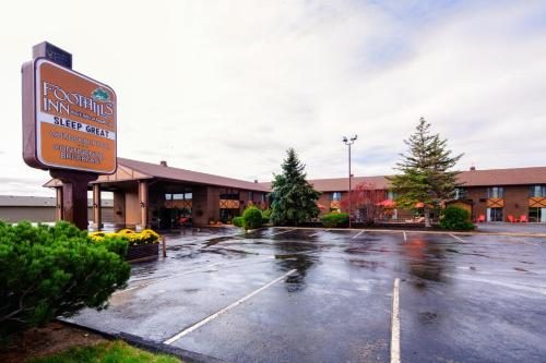 Foothills Inn — Property
