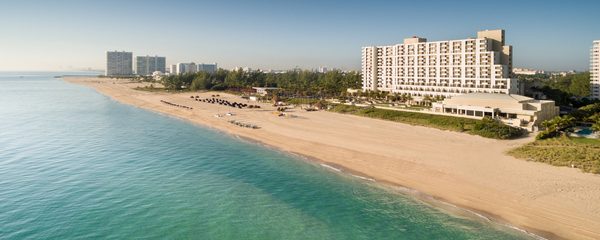 Fort Lauderdale Marriott Harbor Beach Resort Spa — Property