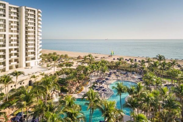 Fort Lauderdale Marriott Harbor Beach Resort Spa — Property