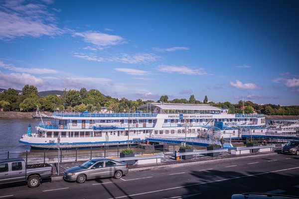 Fortuna Boat Hotel — Property